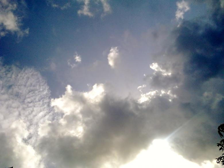 Free stock image of White sky created by Tona sam