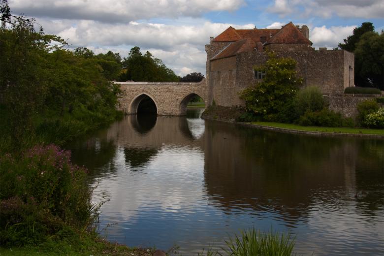 Free stock image of Leeds Castle created by Geoffrey Whiteway