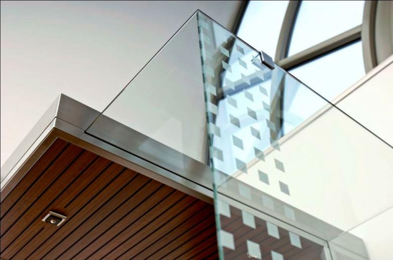 Free stock image of Glass component of smoking cabin created by Kofil Mahamud