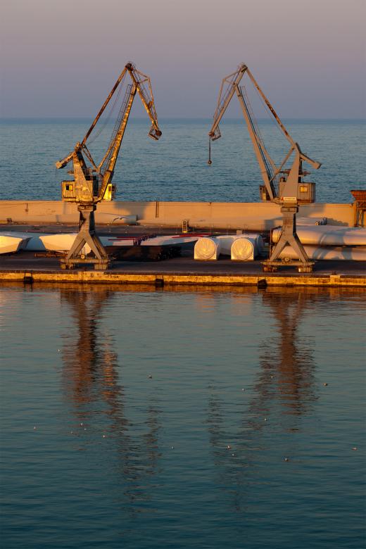 Free stock image of Cranes created by Geoffrey Whiteway