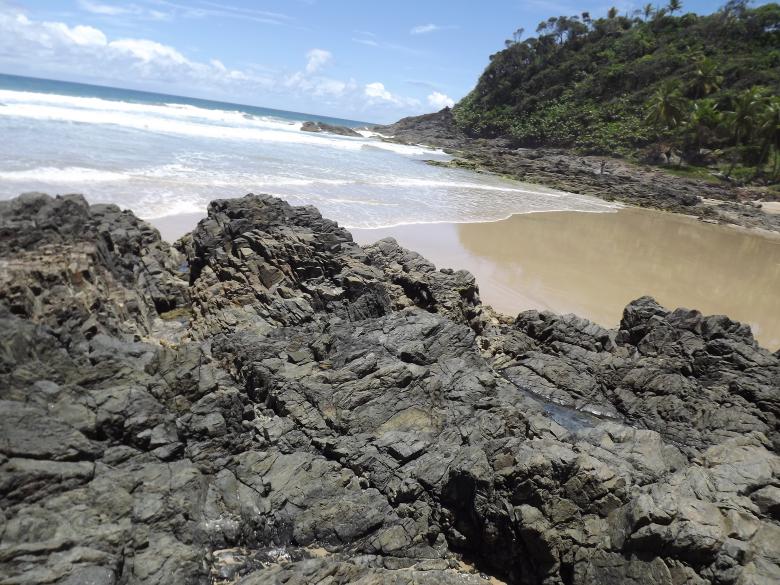Free stock image of Sea and the Rocks created by Edgar Eler