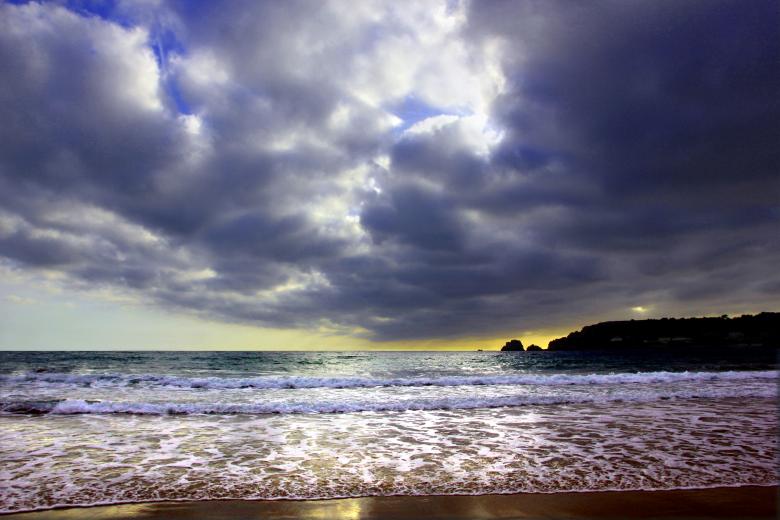 Free stock image of Evening by the sea created by paul clifton
