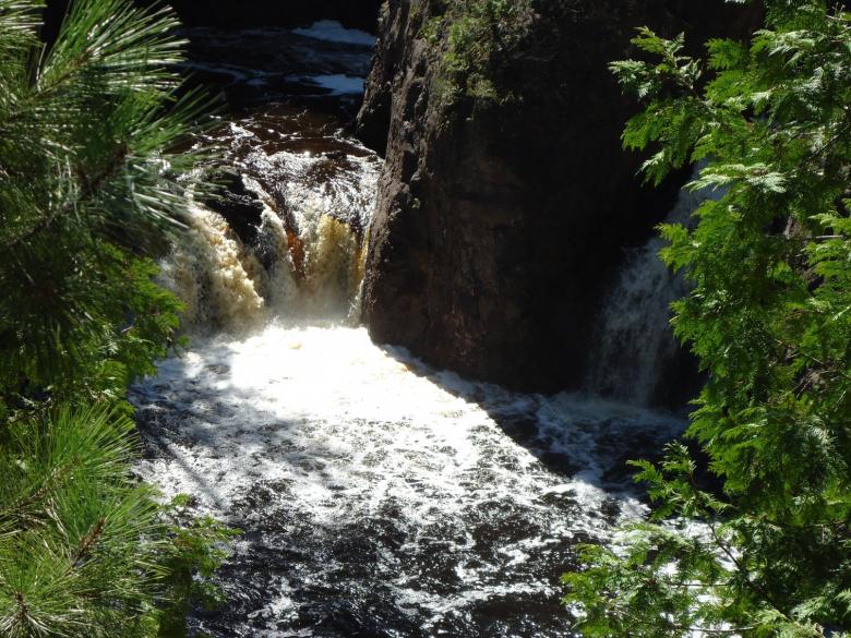 Free stock image of Copper falls in Wisconsin created by Yinan Chen