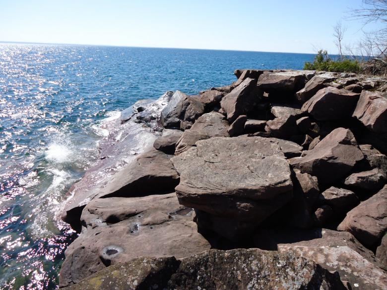 Free stock image of Rocks on Superior Shore created by Yinan Chen