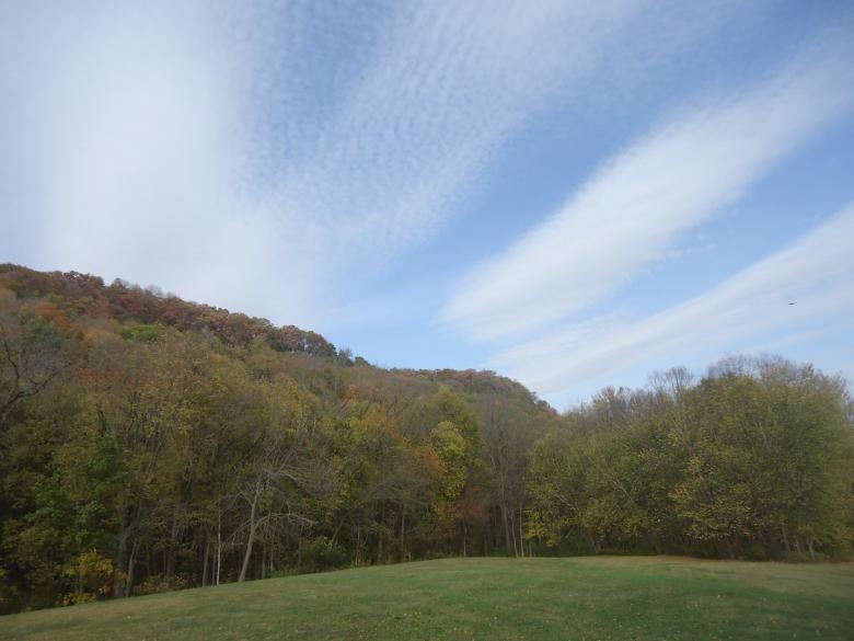 Free stock image of Sky over effigy mounds created by Yinan Chen