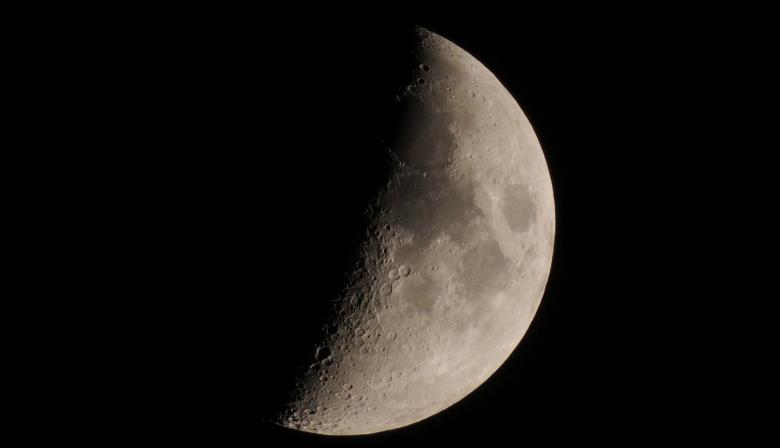 Free stock image of Moon created by Monn Krnacova