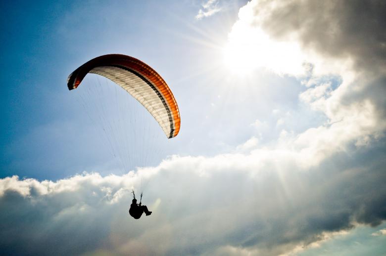 Free stock image of Paraglider in sky created by Luka