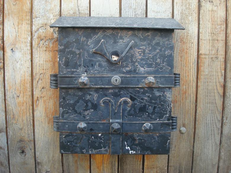 Free stock image of Metal mailbox created by Boris Kyurkchiev