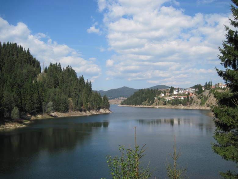 Free stock image of Beautiful lake view created by Boris Kyurkchiev