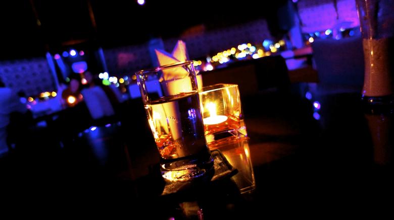 Free stock image of Water in a bar created by Anthony Nguyen