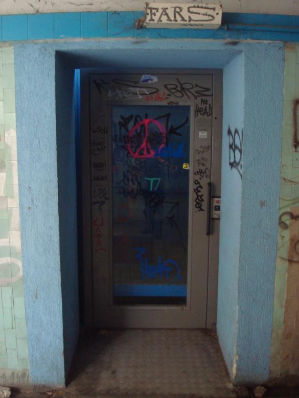 Free stock image of Underpass elevator door created by Boris Kyurkchiev