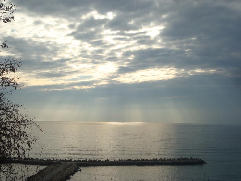 Free stock image of Sun rays over the sea created by Boris Kyurkchiev