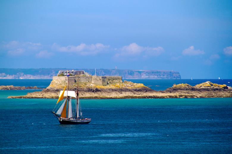 Free stock image of Saint Malo created by Geoffrey Whiteway