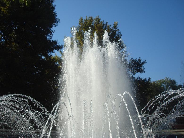 Free stock image of Fountain in the city park created by Boris Kyurkchiev