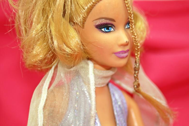 Free stock image of Barbie doll created by homero chapa
