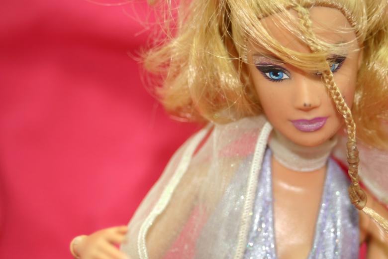 Free stock image of Barbie fashion doll created by homero chapa