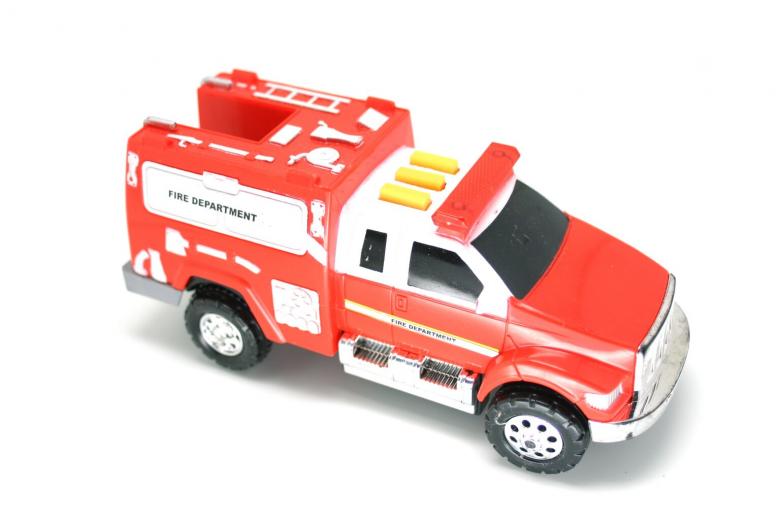 Free stock image of Red fire engine toy created by homero chapa