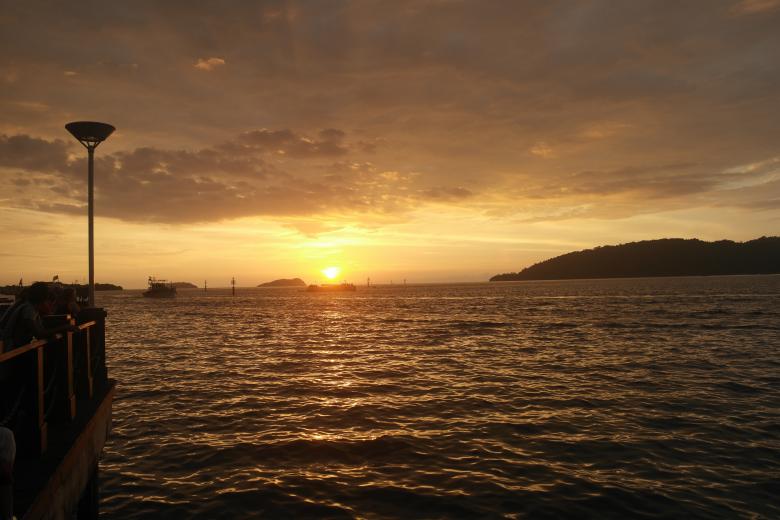 Free stock image of Daily Sunset created by Jasmine Tsen