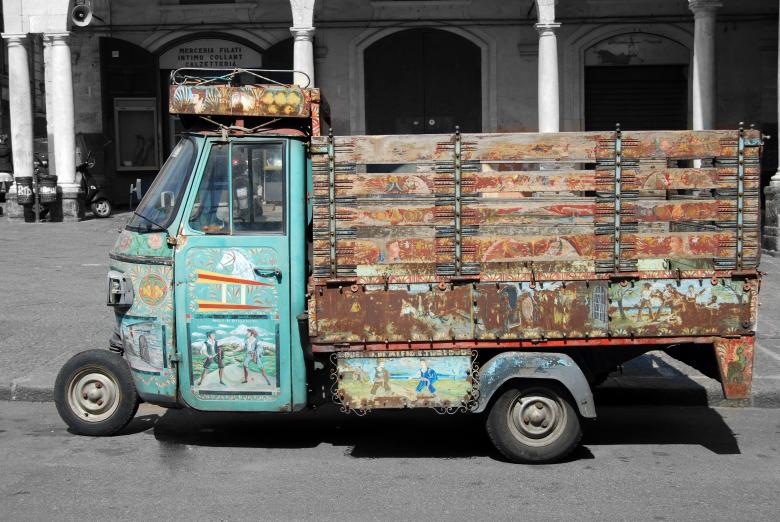 Free stock image of Rickshaw on the Road created by Kikka11