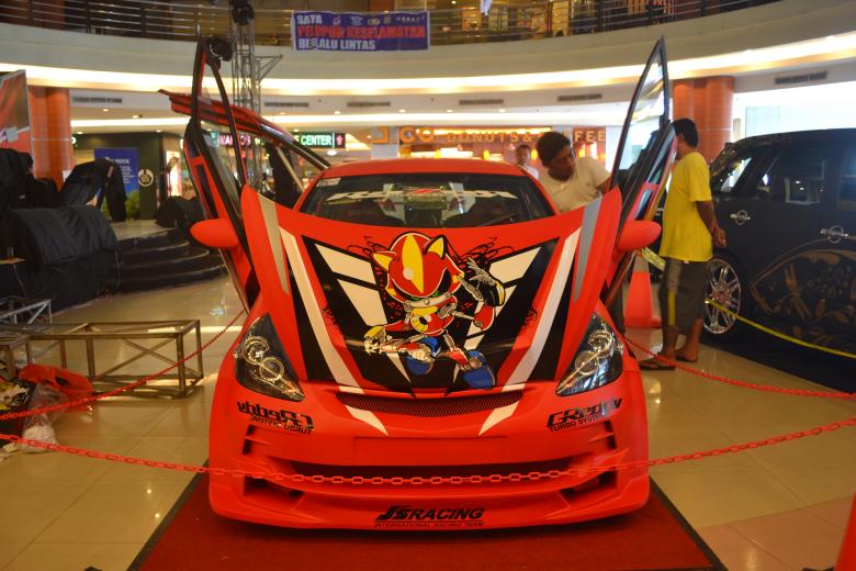 Free stock image of Modification Car 1 created by Ryan Jhoe