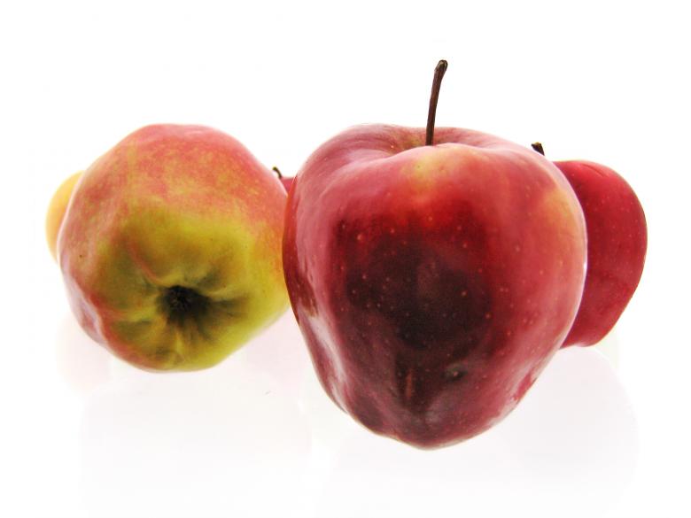 Free stock image of Red Apples created by 2happy