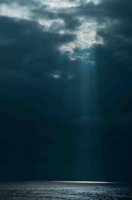 Free stock image of Sun light Falling on sea created by DEEPU DAS