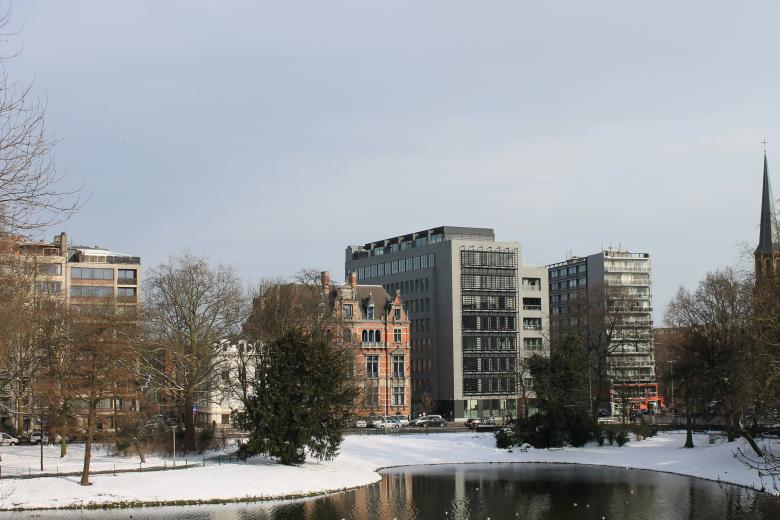 Free stock image of City on the lake created by rakesh sahni