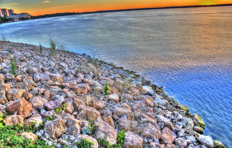 Free stock image of Lakeshore before Dawn created by Yinan Chen