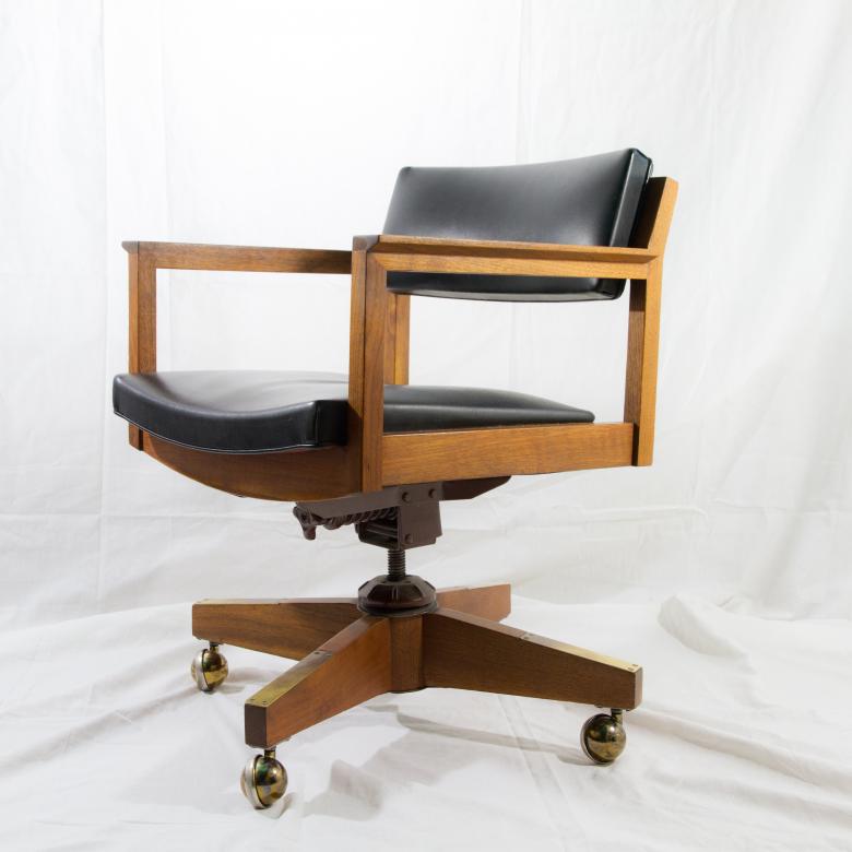Free stock image of Vintage Office Chair created by Pixel Cabinet