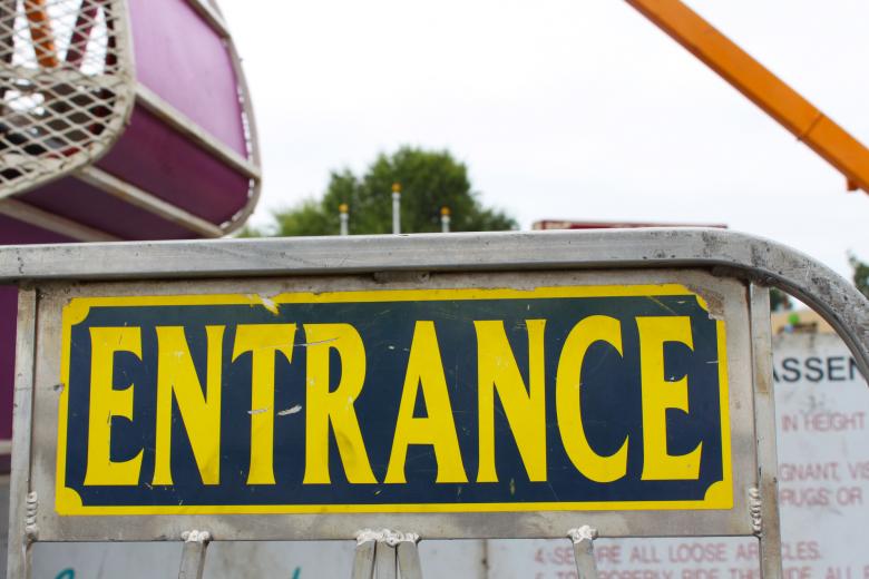 Free stock image of Entrance sign created by Val Lawless