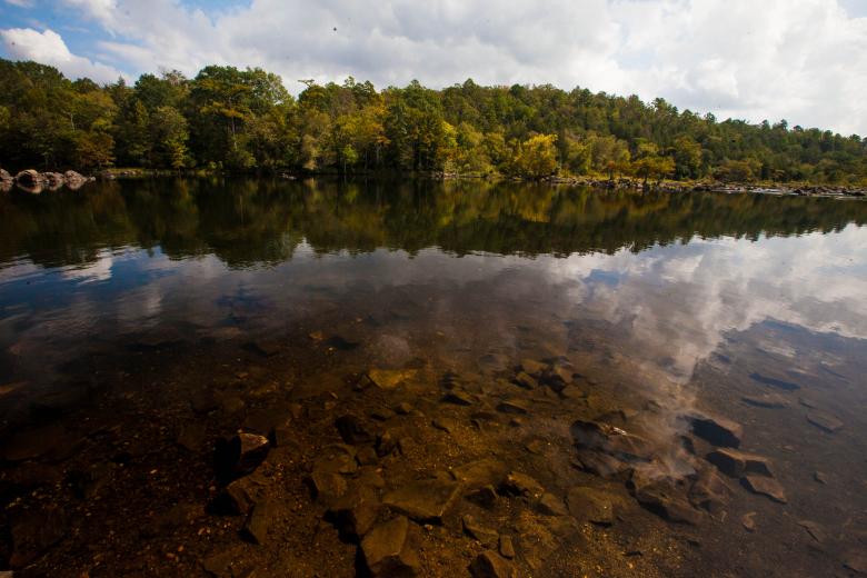 Free stock image of Beavers Bend waterscape created by Jared Davidson