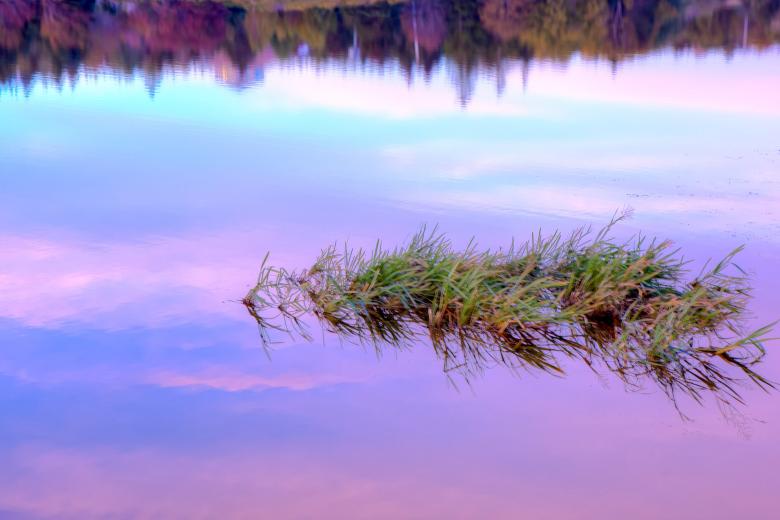 Free stock image of Autumn Lake created by Geoffrey Whiteway