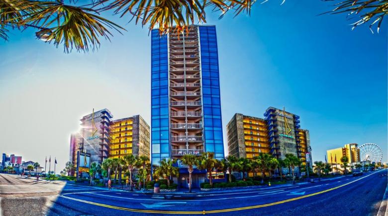 Free stock image of Tall skyscrapers created by agphotostock.com