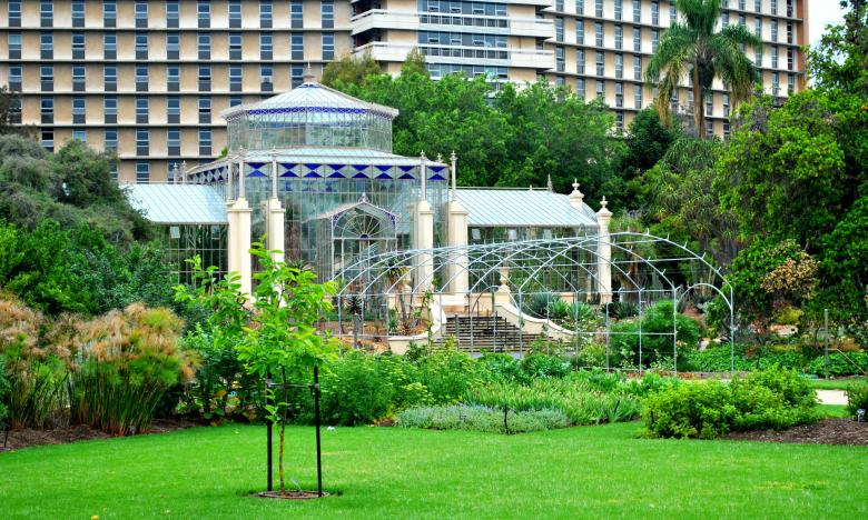 Free stock image of Glass House created by Robert Priest