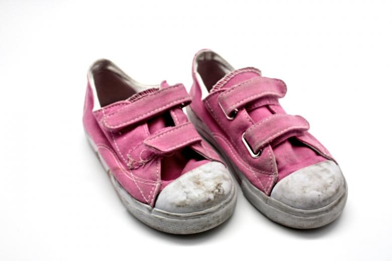 Free stock image of Old pink sneakers created by homero chapa