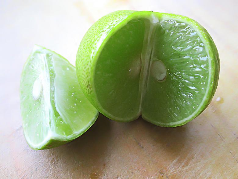 Free stock image of Lemon Fruit created by Galayanee