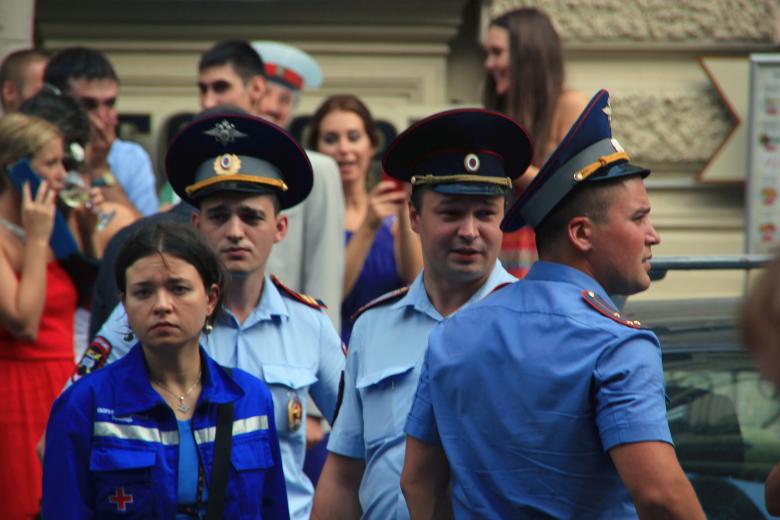 Free stock image of Policemen and doctor created by 2happy