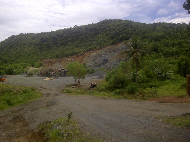 Free stock image of Stone crusher created by fakhliansyah