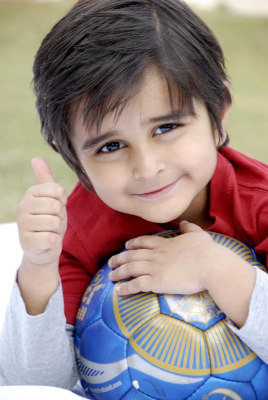 Free stock image of Cute Kid Showing Thumbs Up created by Bilal Aslam