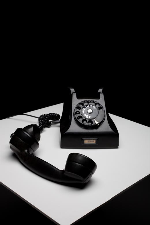 Free stock image of Old Telephone created by Bjorgvin