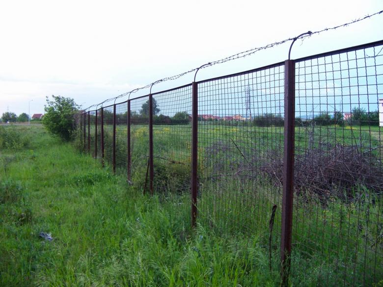 Free stock image of Barbed wire fence near a private propert created by Shaggy