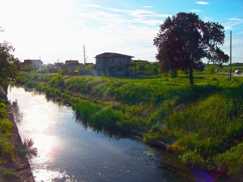 Free stock image of Creek in Oradea created by Shaggy