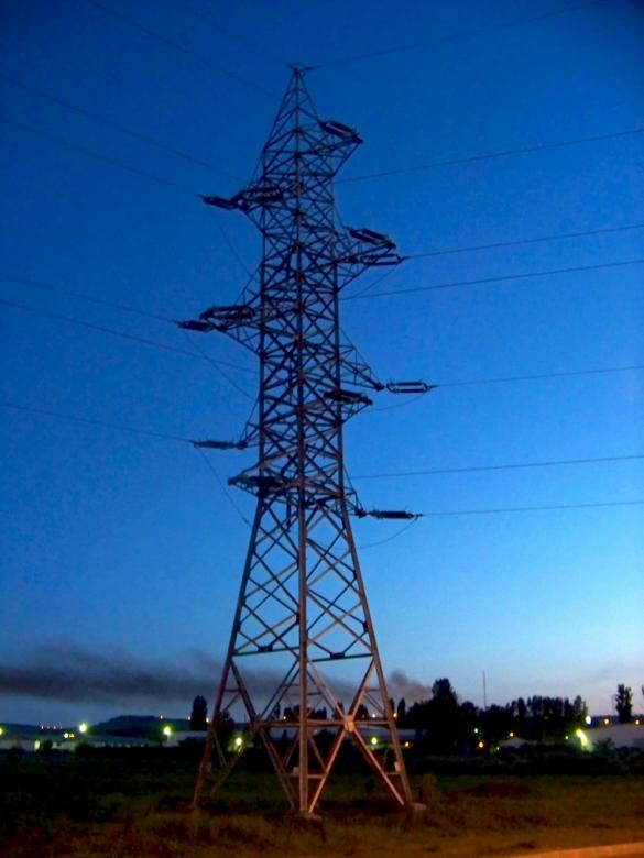 Free stock image of High voltage power pole created by Shaggy