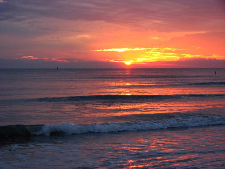 Free stock image of A beach and ocean sunset created by Benjamin Miller