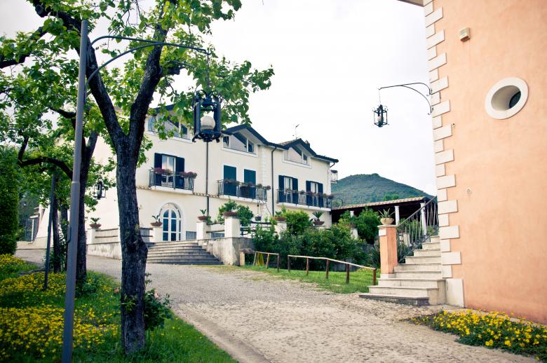 Free stock image of Old naples hotel created by Luka