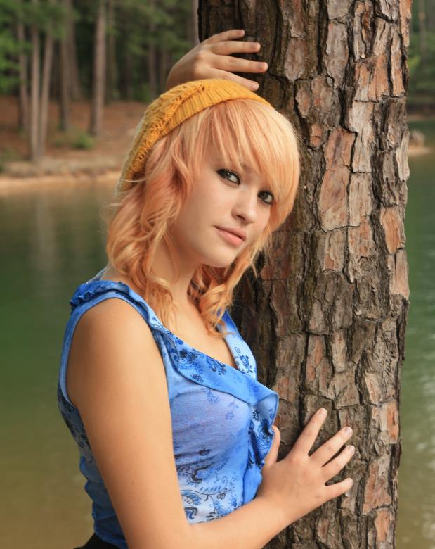 Free stock image of A beautiful young woman posing created by Benjamin Miller