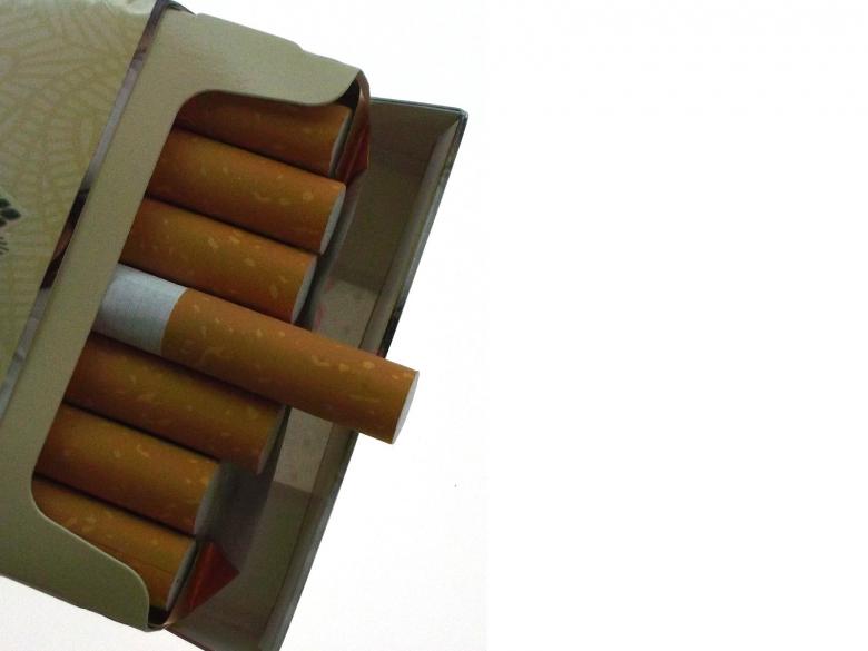 Free stock image of pack of cigarettes created by homero chapa