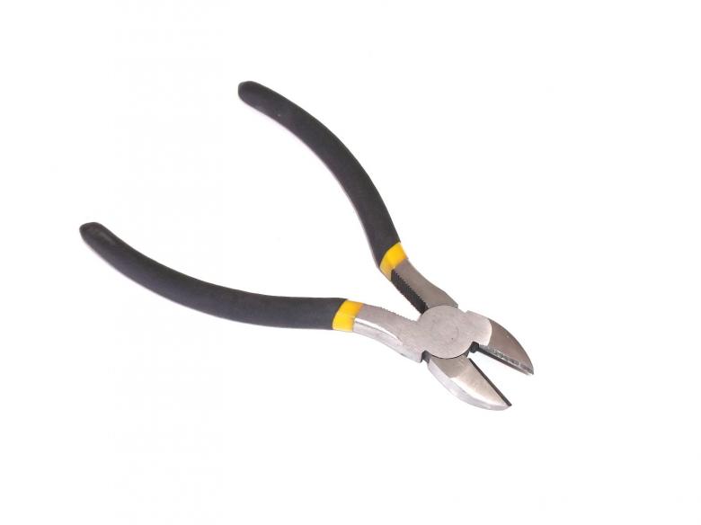 Free stock image of Plier created by homero chapa