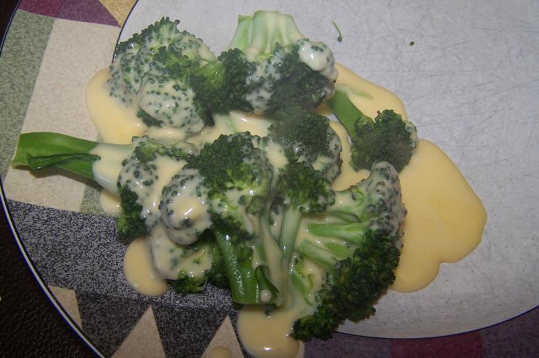Free stock image of Broccoli with Cheese Sauce created by delicopsch56