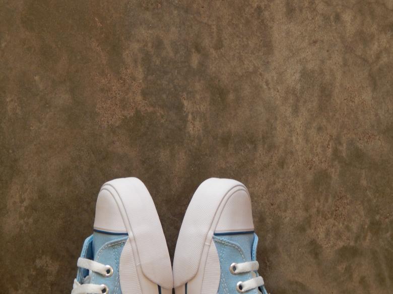 Free stock image of Looking at my feet created by Silvana